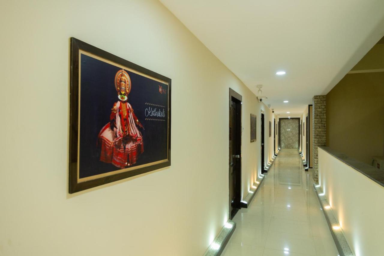Iris At Nest Hotel Hyderabad Luaran gambar