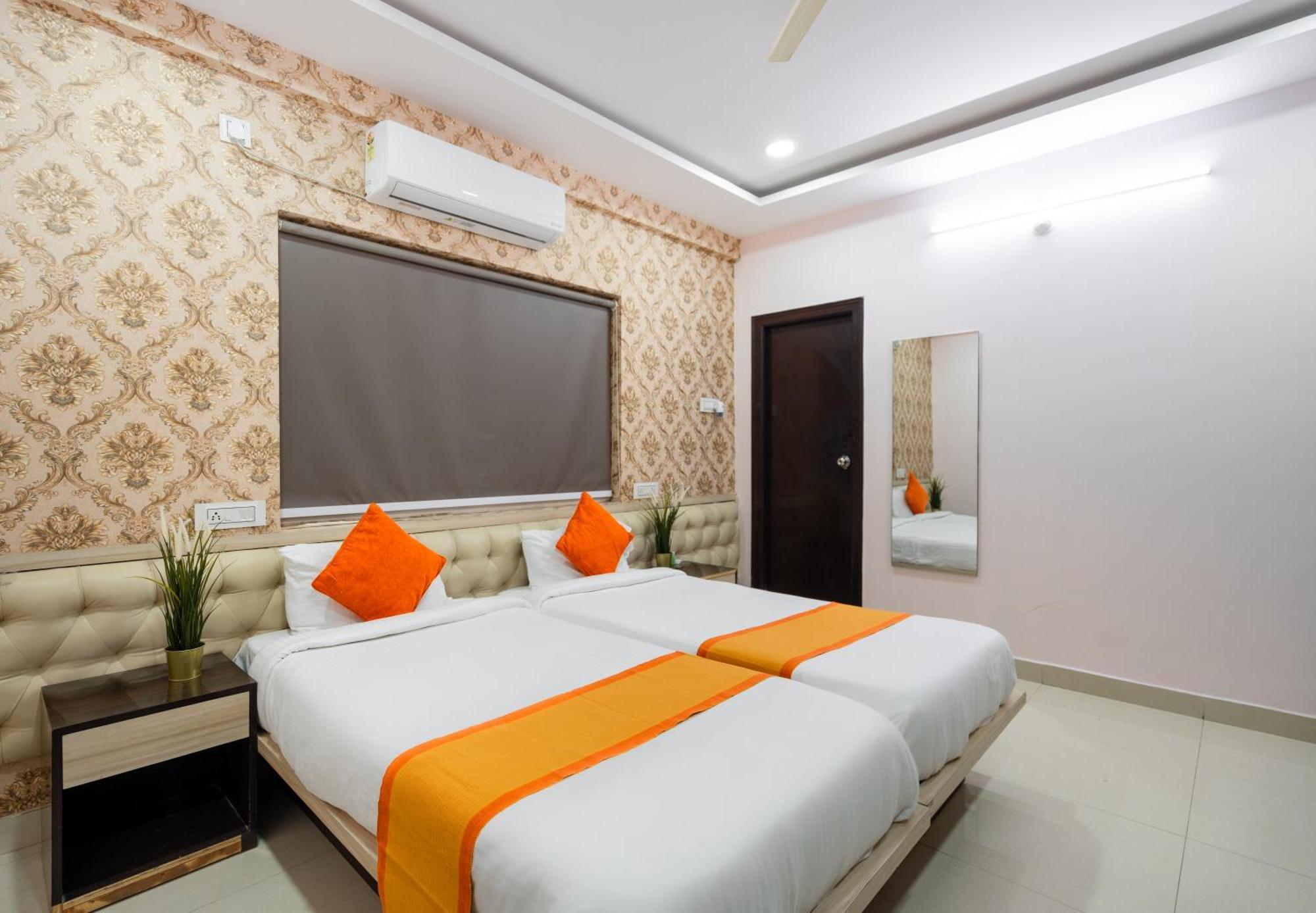 Iris At Nest Hotel Hyderabad Luaran gambar