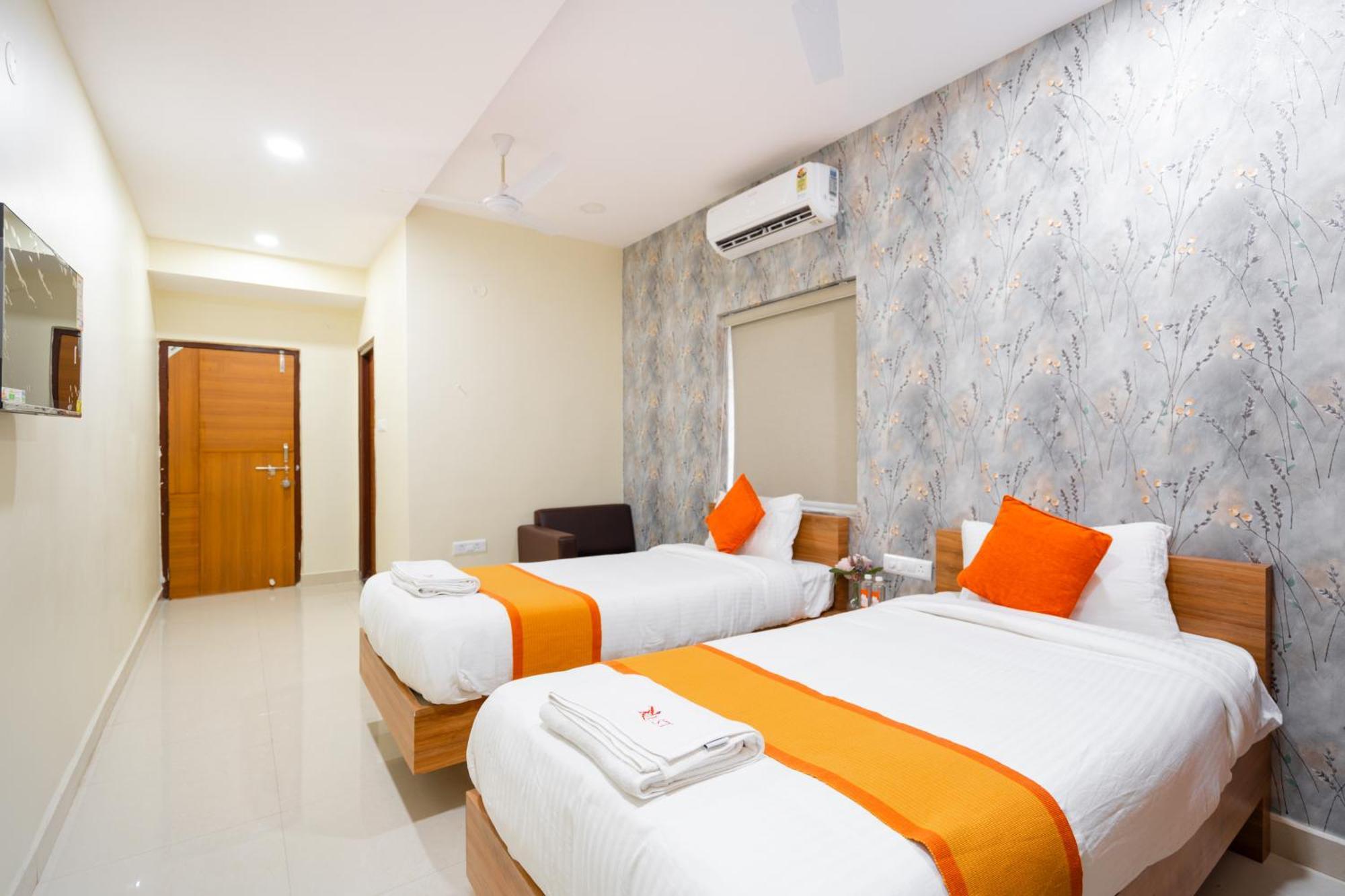 Iris At Nest Hotel Hyderabad Luaran gambar